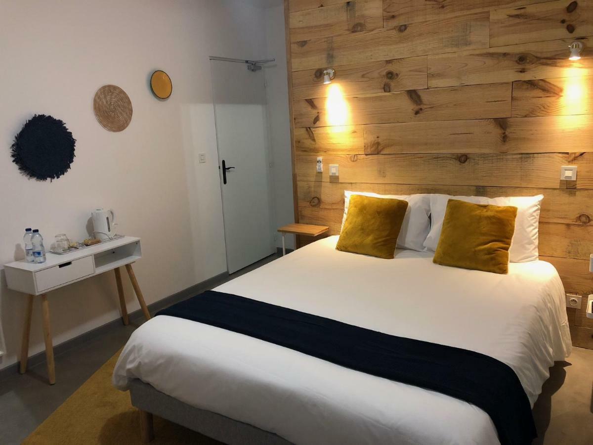 Hotel Du Lac D'Arjuzanx Екстериор снимка